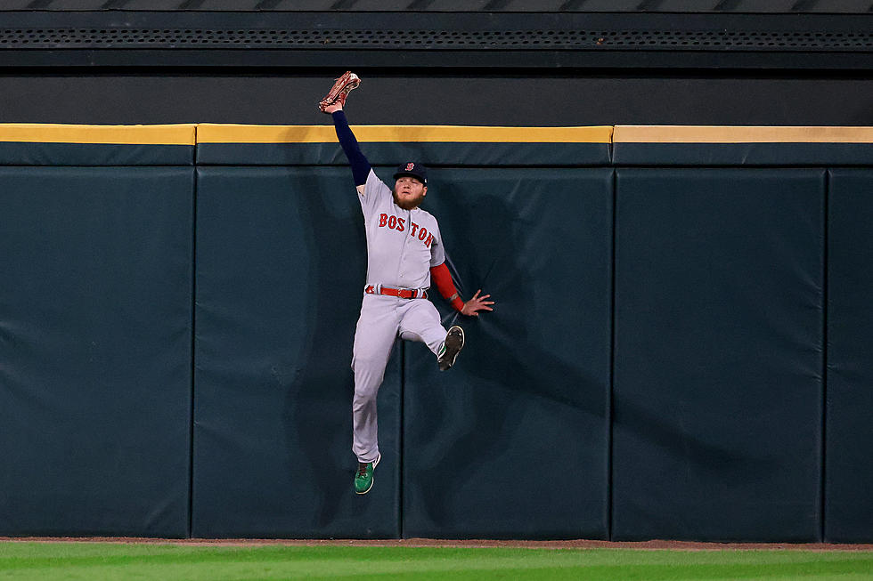Red Sox Rally to Beat the White Sox in 10 Innings 9-8 [VIDEO]