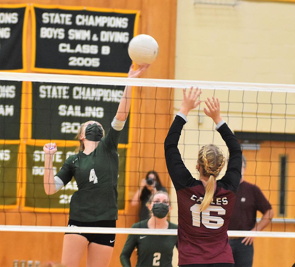 MDI Volleyball Sweeps Ellsworth 3-0