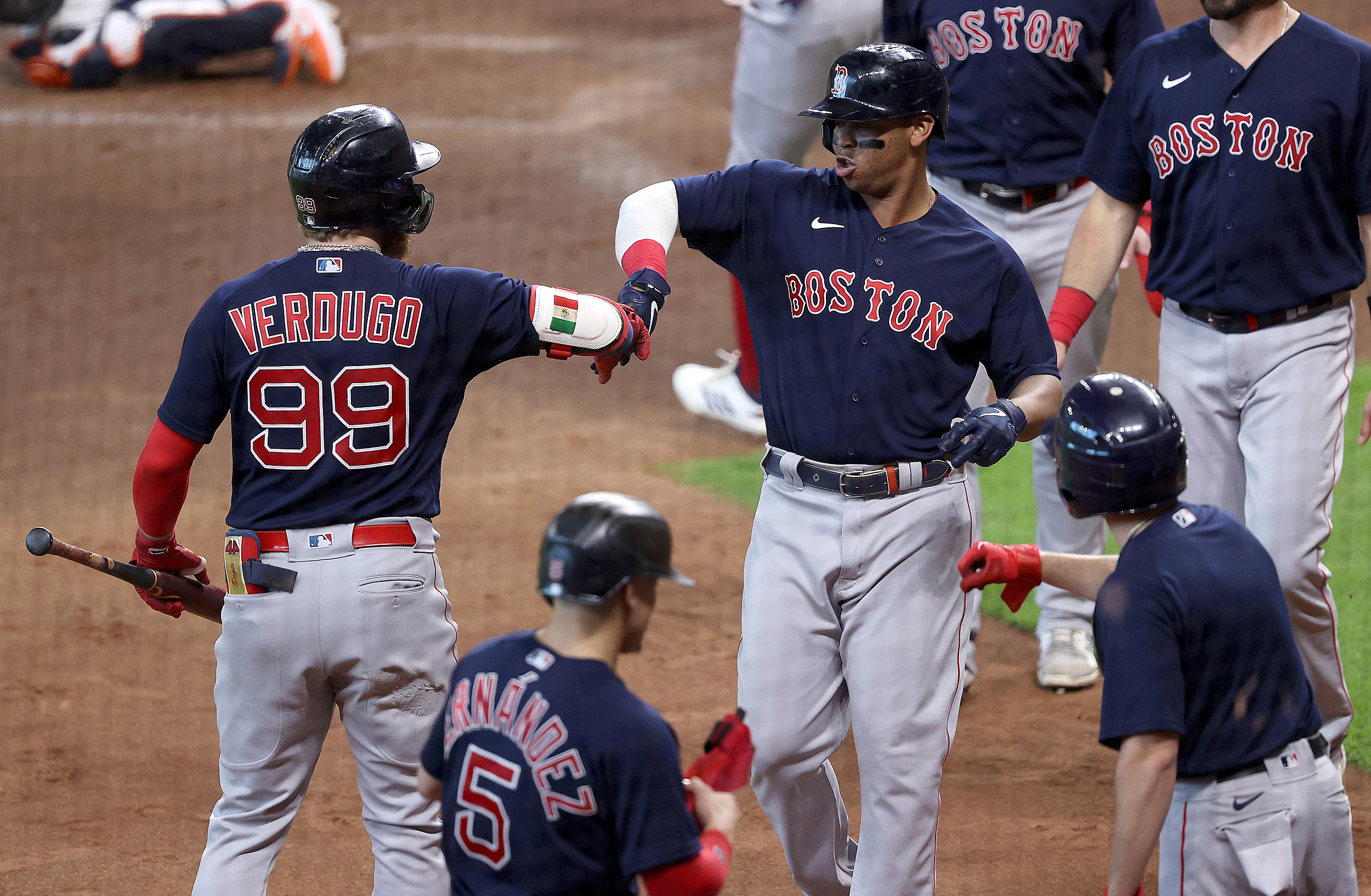 Kyle Schwarber's grand slam helps Boston Red Sox beat Houston