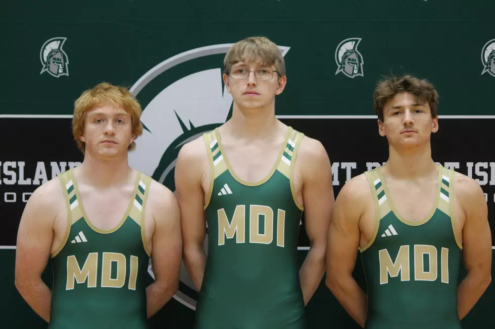 Meet the 2022-23 MDI Wrestling Team [PHOTOS]