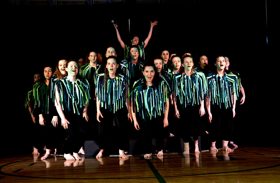 MDI Show Choir Excels [PHOTOS]