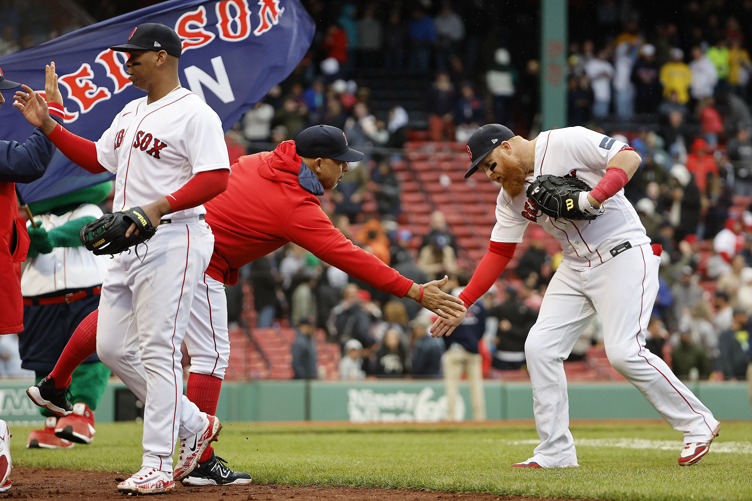 Red Sox beat Rays 8-5