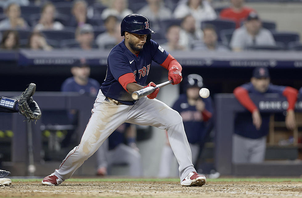 Boston Red Sox Beat New York Yankees 3-2 in 10 Innings