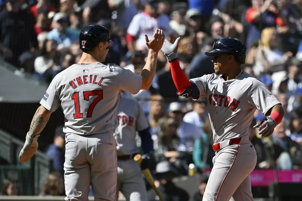 Whitlock Pitches 5 Strong Innings, Red Sox Homer Twice and Beat Mariners 5-1 [VIDEO]