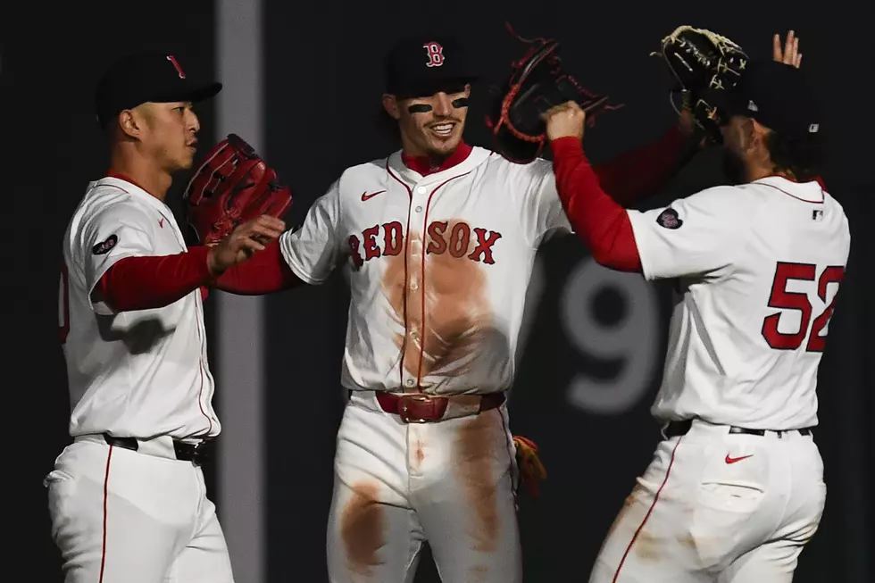 Red Sox Win 4th In-a-Row Beating Giants 6-2 [VIDEO]