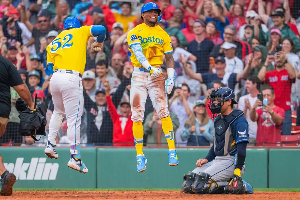 Jump for Joy – Red Sox Comeback to Beat Tampa Bay 7-6 for 12th Straight Win