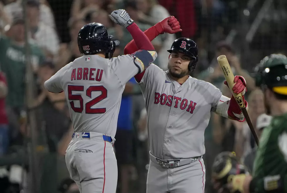 Abreu and Contreras Hit Back-to-Back Homers in 8th Inning as Red Sox Beat A’s 5-4 [VIDEO]
