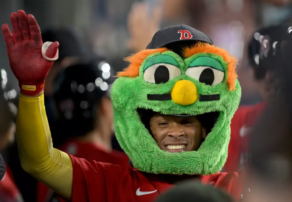 Red Sox Beat Dodgers 9-4 [VIDEO]