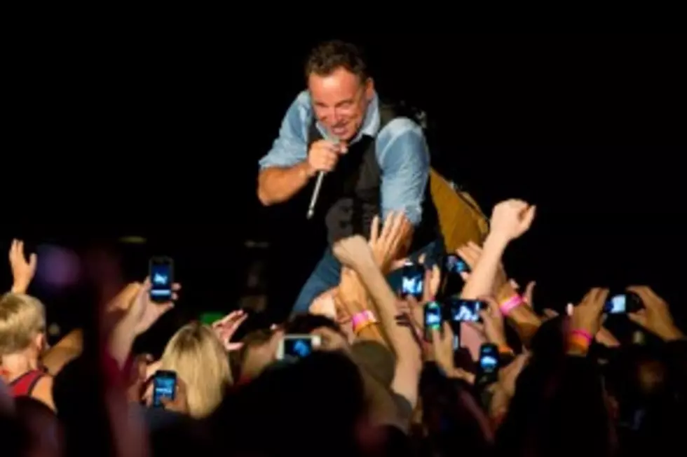 Bruce Springsteen Fans Step Up To Help