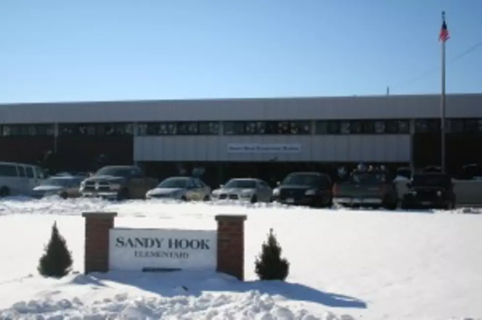 Binghamton Area Residents Help Fill Sandy Hook Students&#8217; Return to School with Snowflakes
