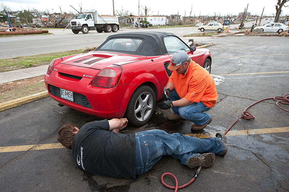 Most People Don’t Know How to Change a Tire