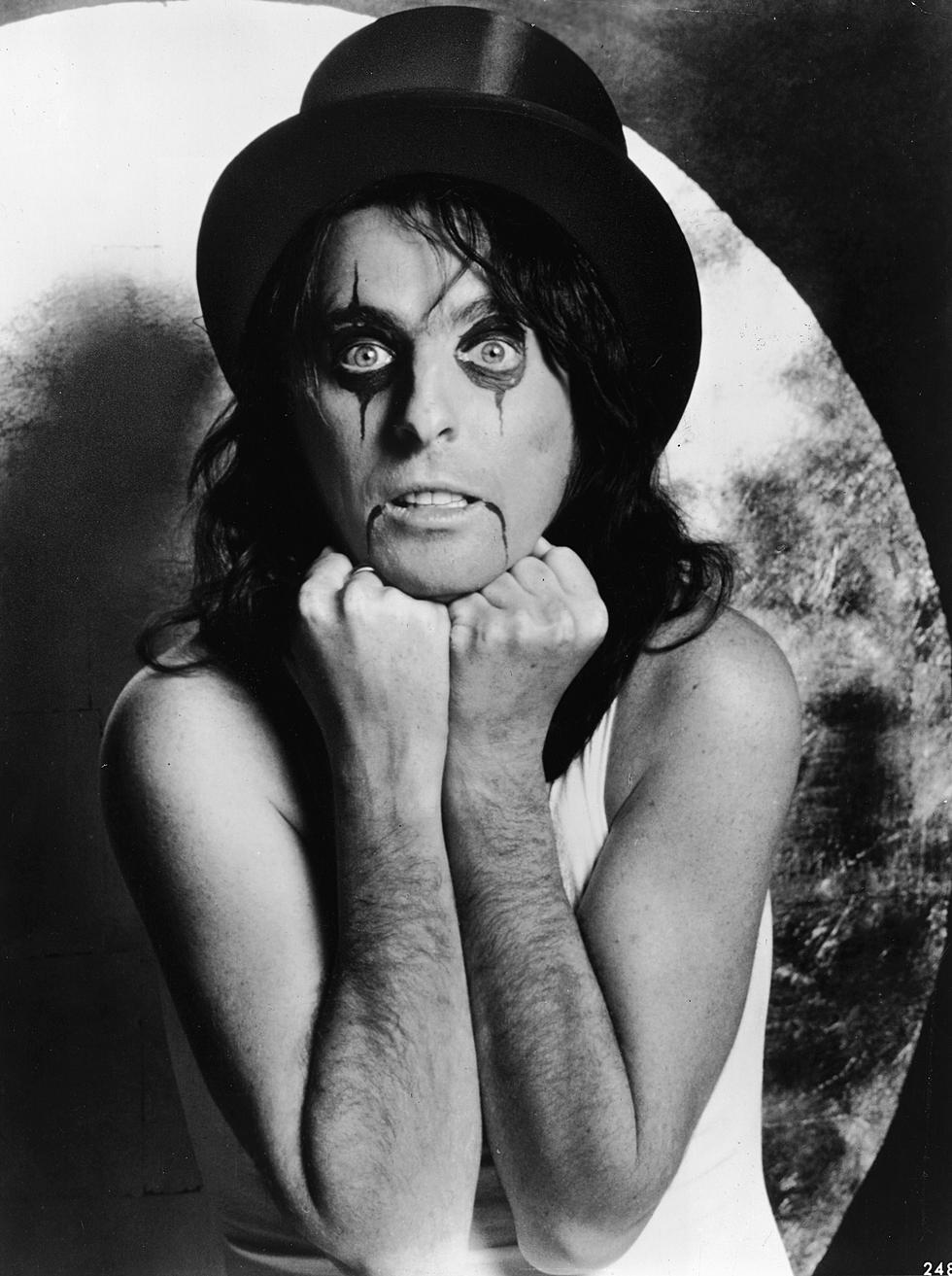 Another Got Ya Covered Video Alice Cooper Meets the Beatles [VIDEO]