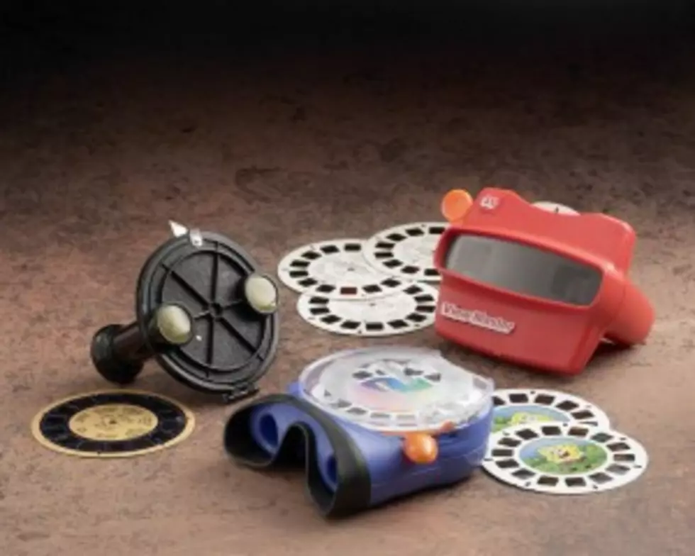 Throwback Thursday: Viewmaster Gets an Update  [VIDEO]