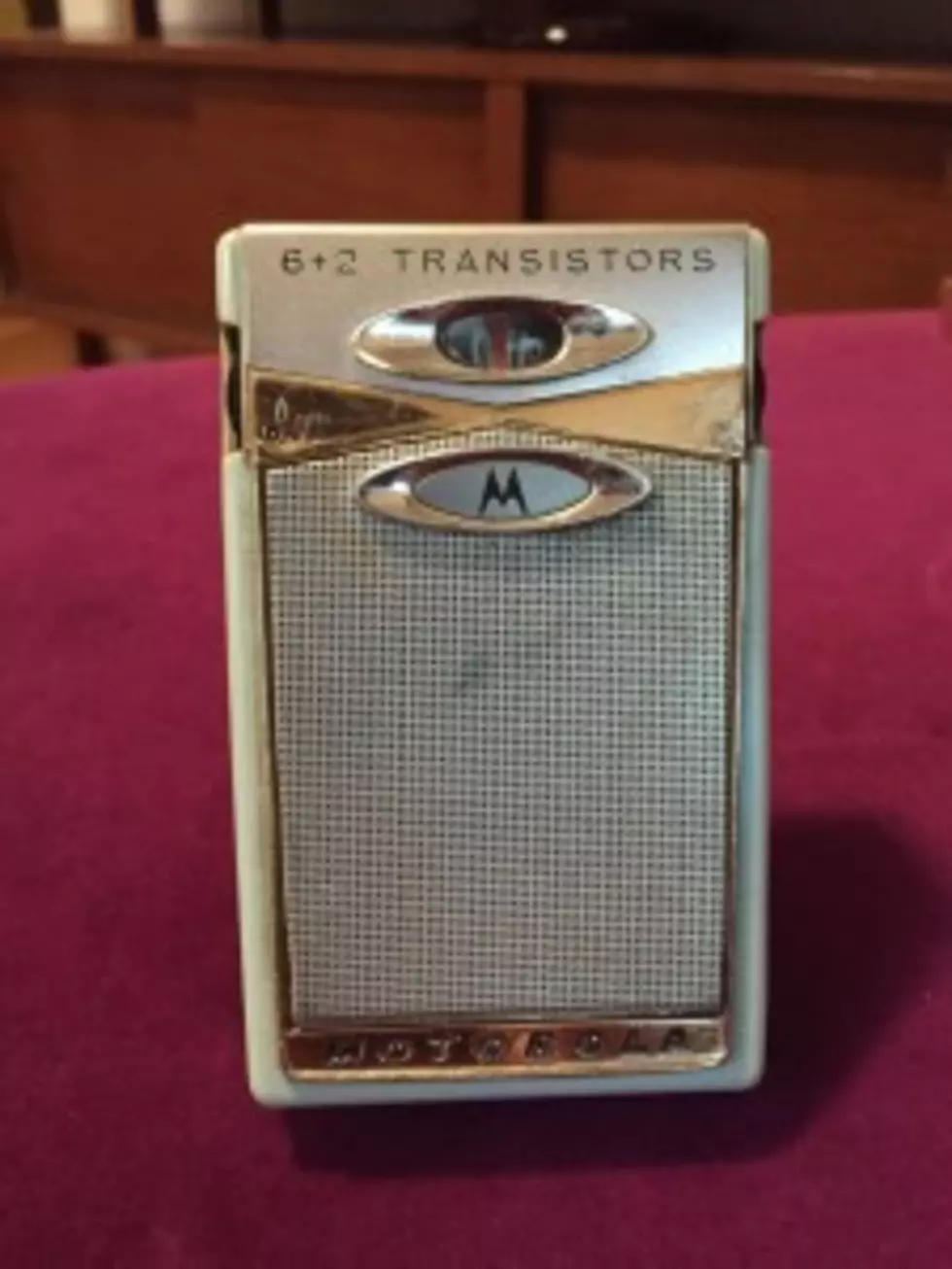Throwback Thursday &#8211; Transistor Radio [VIDEO]