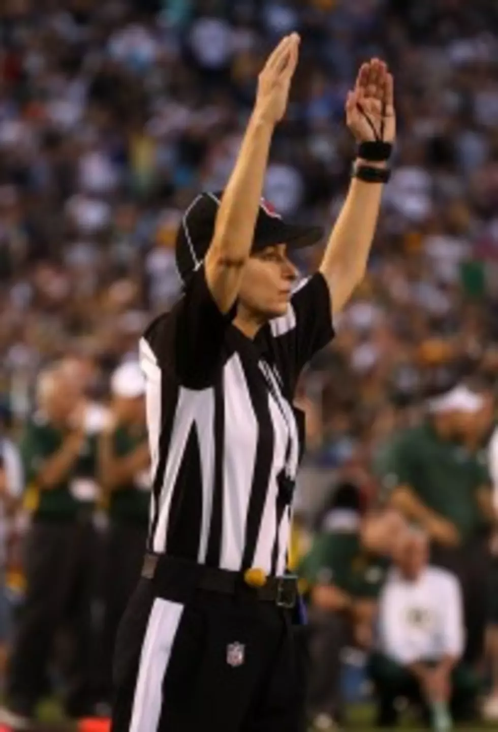 Women Referees in the NFL [VIDEO]