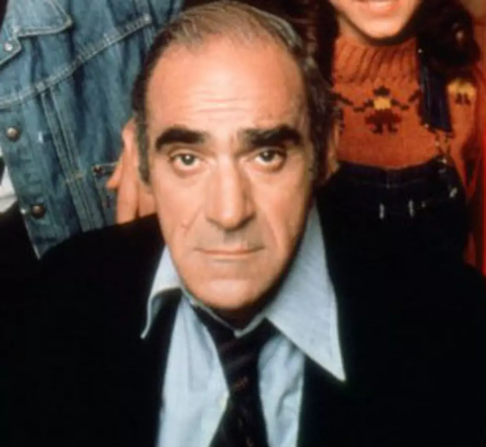 Throwback Thursday &#8211; Abe Vigoda as Fish [VIDEOS]