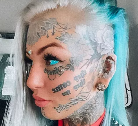 Perth woman with tattooed eyeballs fears practice will get out of hand