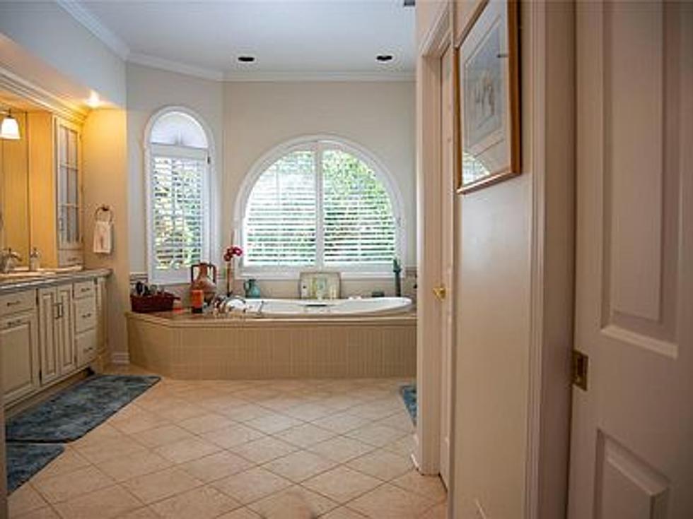 Check Out These Luxurious Southern Tier Bathrooms [GALLERY]