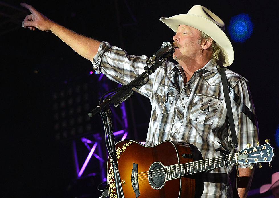 Are You Excited to See Alan Jackson this ‘Hawktober’?