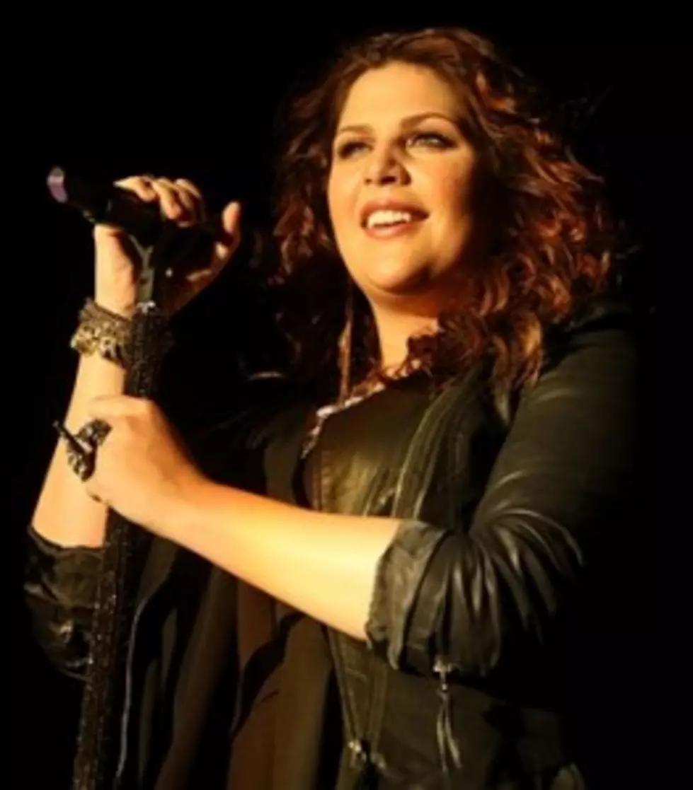 Hillary Scott Loves the Reactions Of Fans As They Get Ready for Taste of Country Music Festival