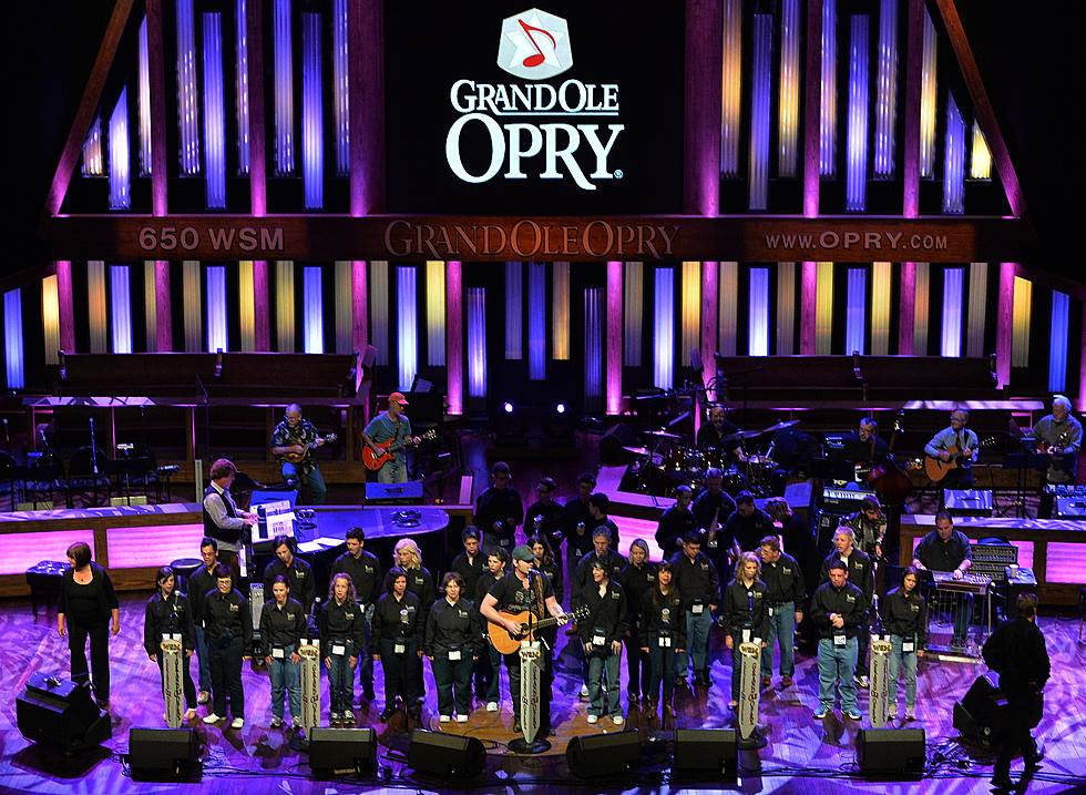 Retro Spotlight: The Grand Ole Opry
