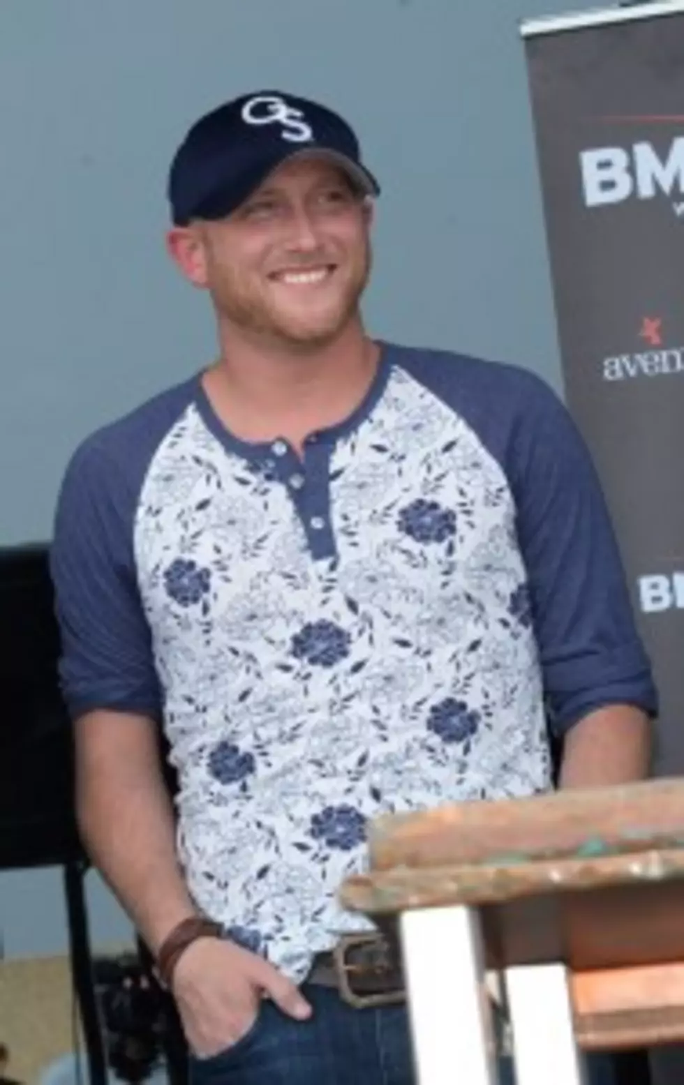 Acoustic Listen to Cole Swindell&#8217;s &#8216;Hope You Get Lonely Tonight&#8217; [VIDEO]