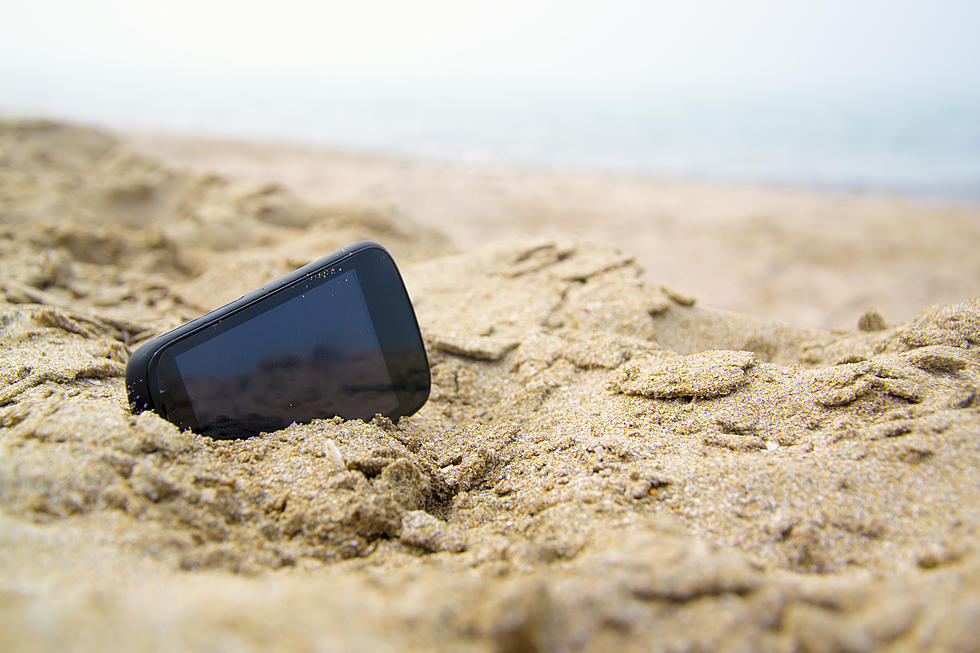 How to Beach Proof Your Cell Phone