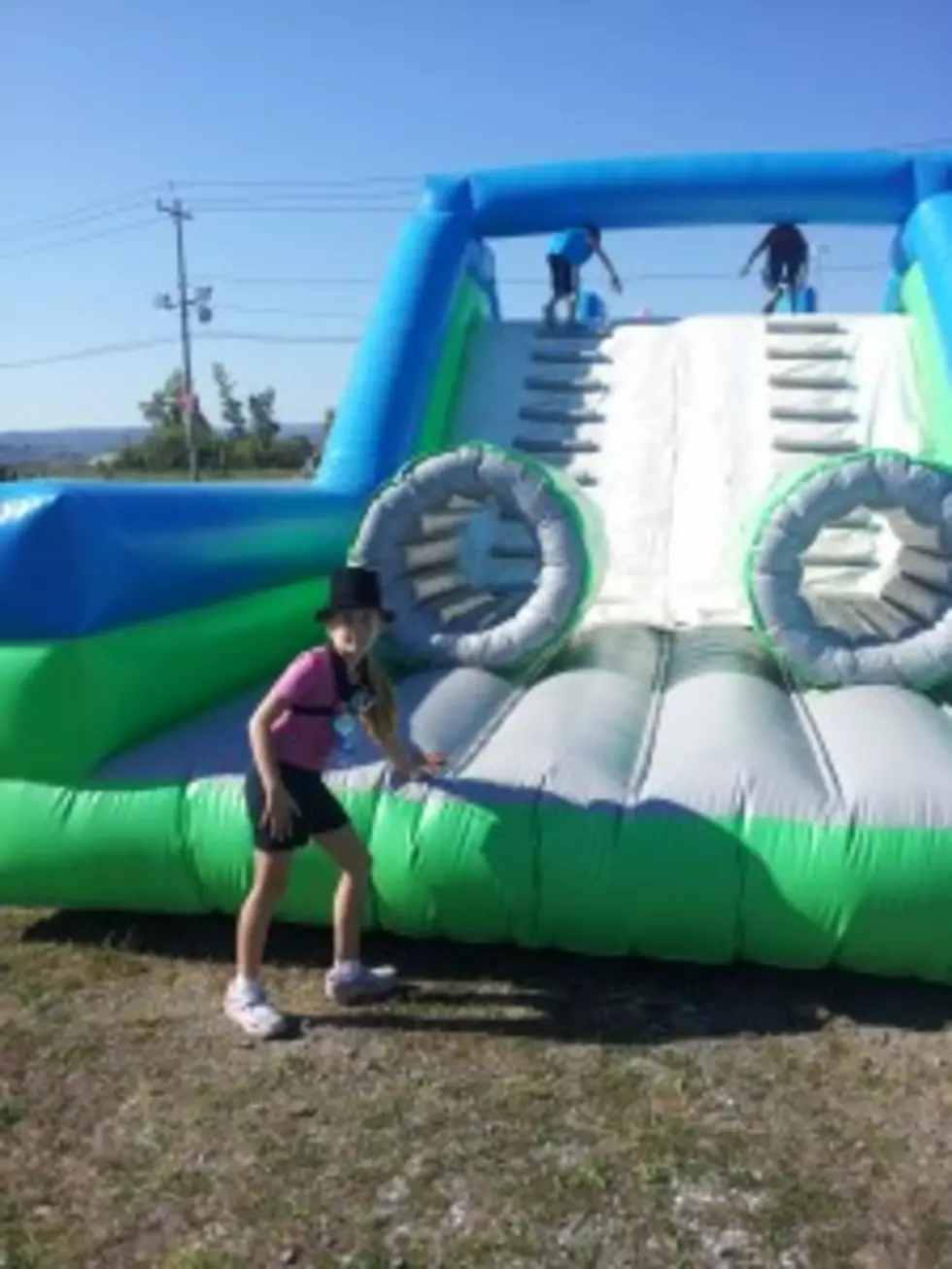 Good News Monday: Tara and I at the Insane Inflatable 5K