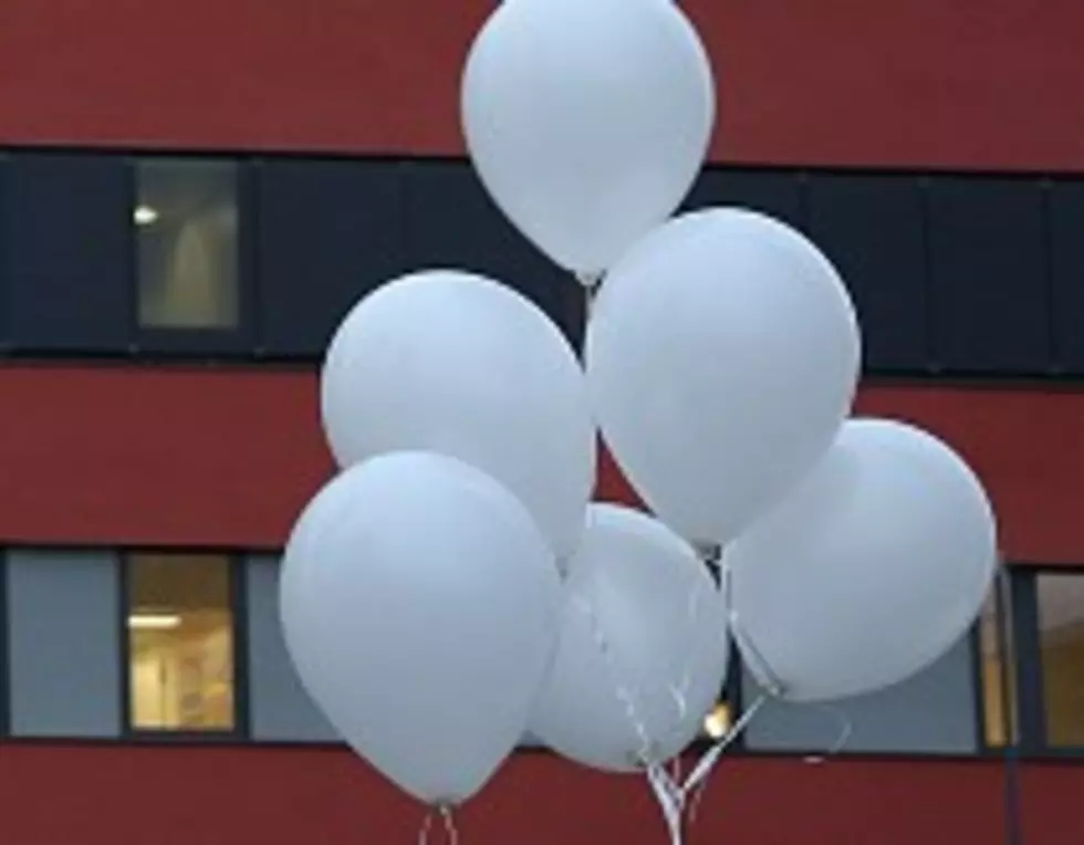 Teen&#8217;s Balloon Message to Deceased Dad is Answered
