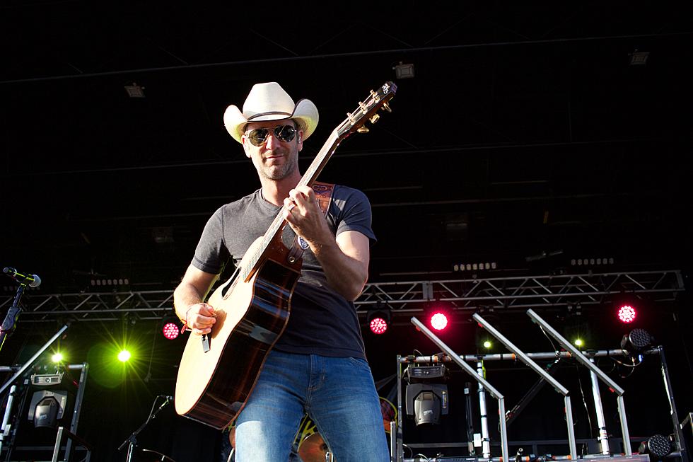 Craig Campbell Performs at Toyota Country Lights Festival 2015 [PHOTOS]