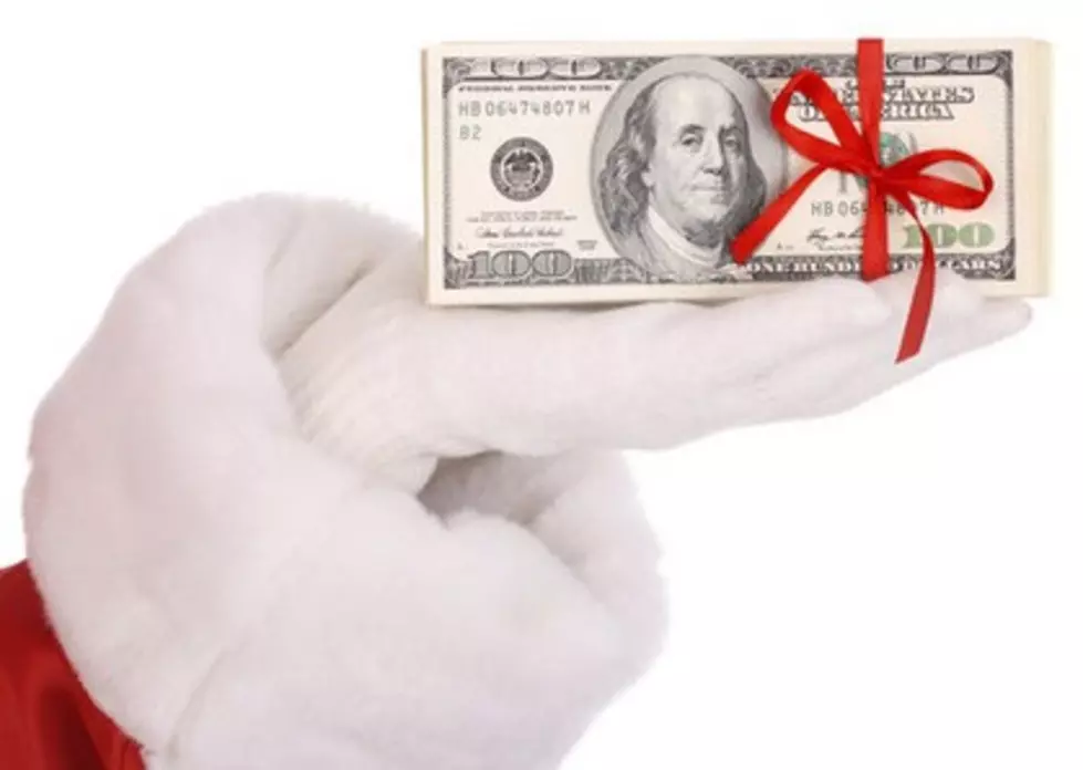 Secret Santa Pays $180,000 Worth of Christmas Layaways