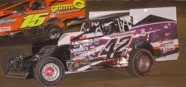 &#8216;Pack the Track Night&#8217; at Five Mile Point Speedway