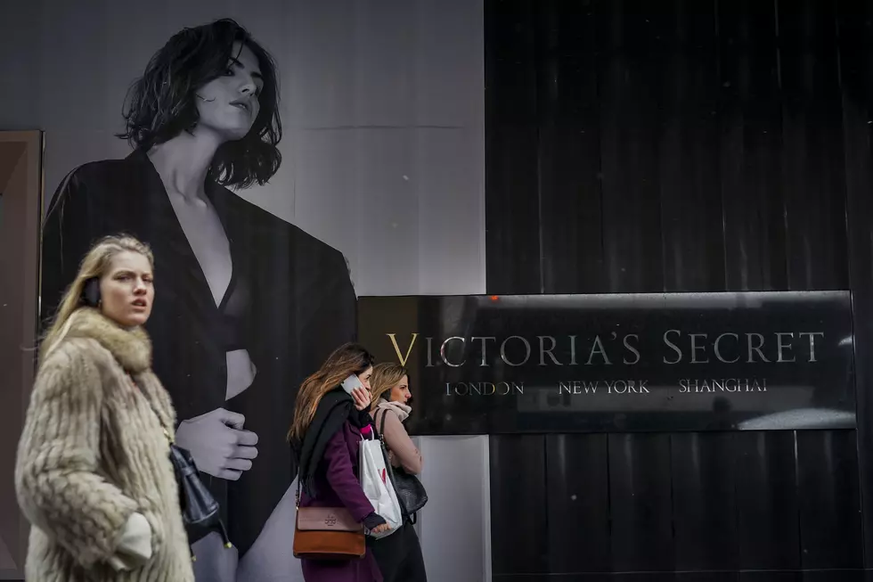 Victoria&#8217;s Secret, JC Penney, Gap to Close Hundreds of Stores