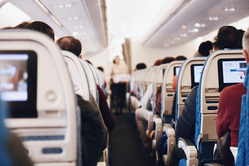 The Ten Things You Should Avoid Wearing While Flying