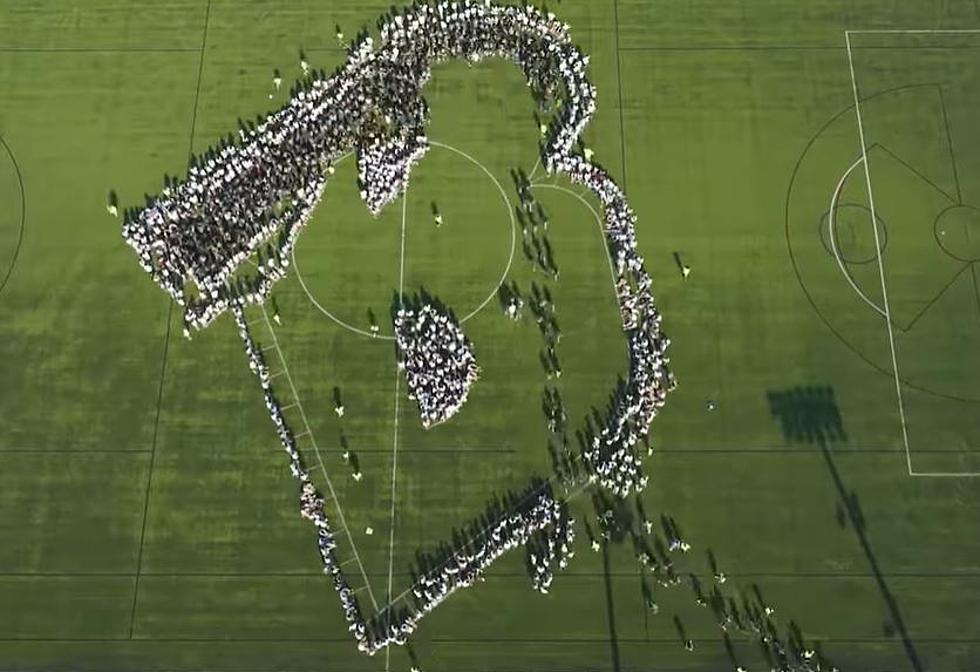 Watch the Class of 2027 Form the BIG B at Binghamton University