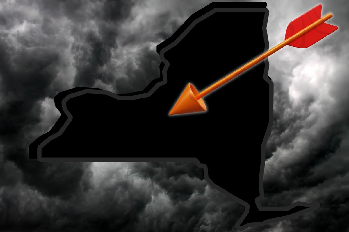 严重风暴更新：纽约官员为可能的洪水和停电做好准备