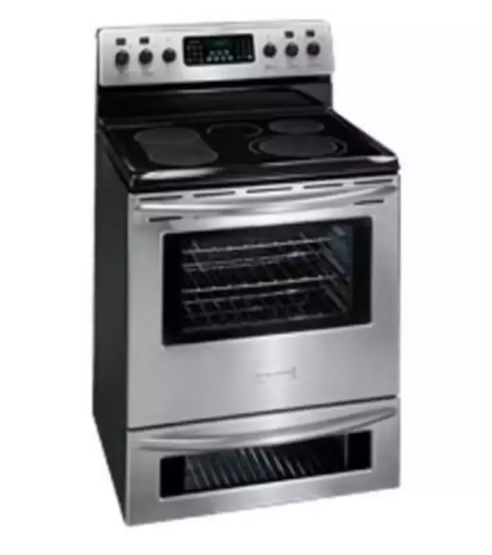 Frigidaire and Kenmore Smooth-top Freestanding Electric Ranges