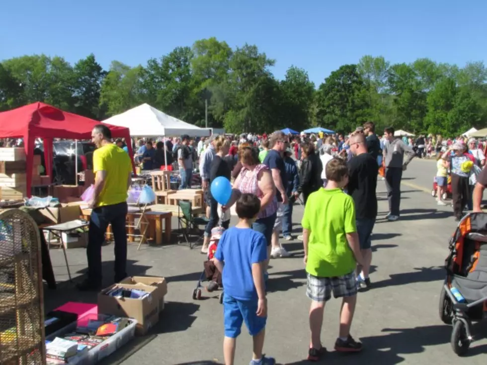 World&#8217;s Largest Yard Sale Brings Huge Crowd to Whitney Point