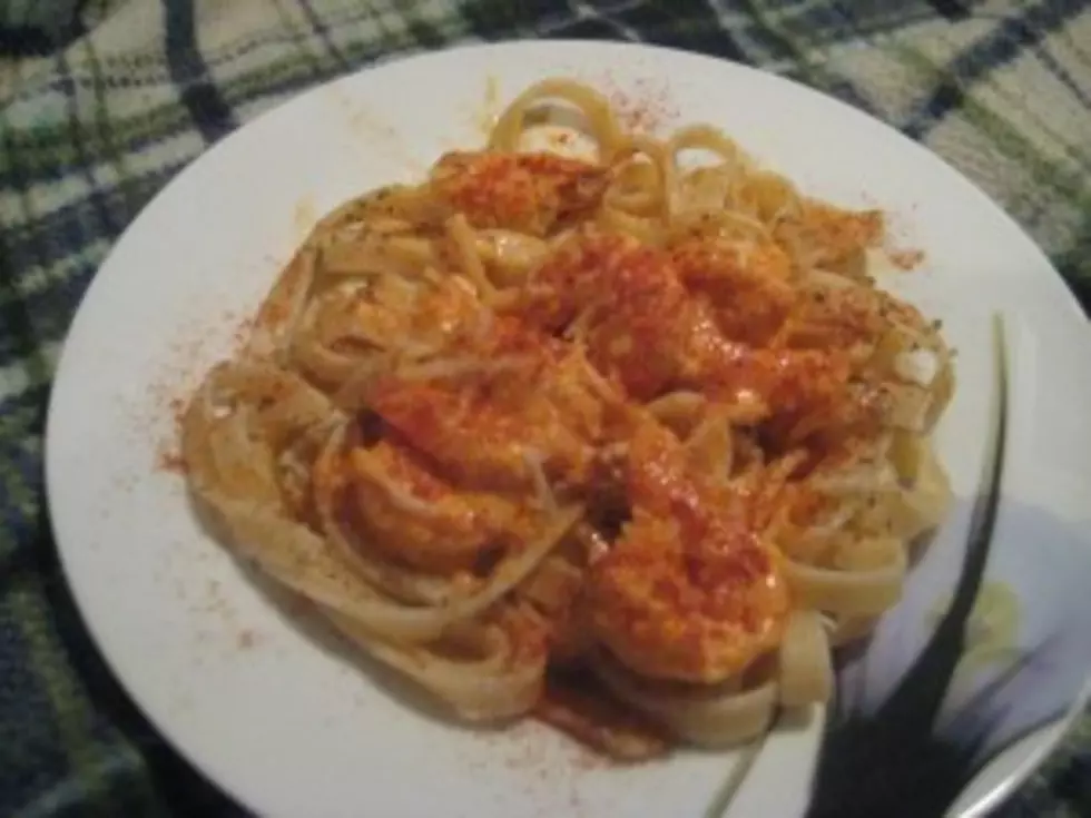 &#8216;Frank&#8217;s&#8217; Spicy Shrimp Over Linguini