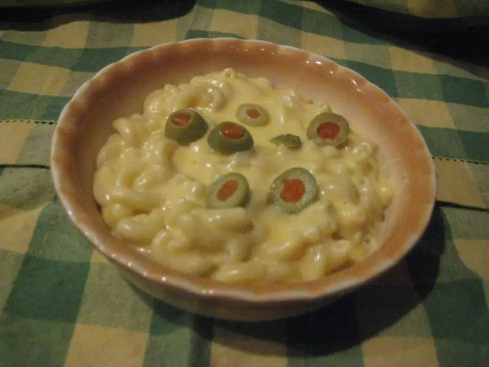 Boxed Macaroni and Cheese (but better) Rip Off Foodie Friday