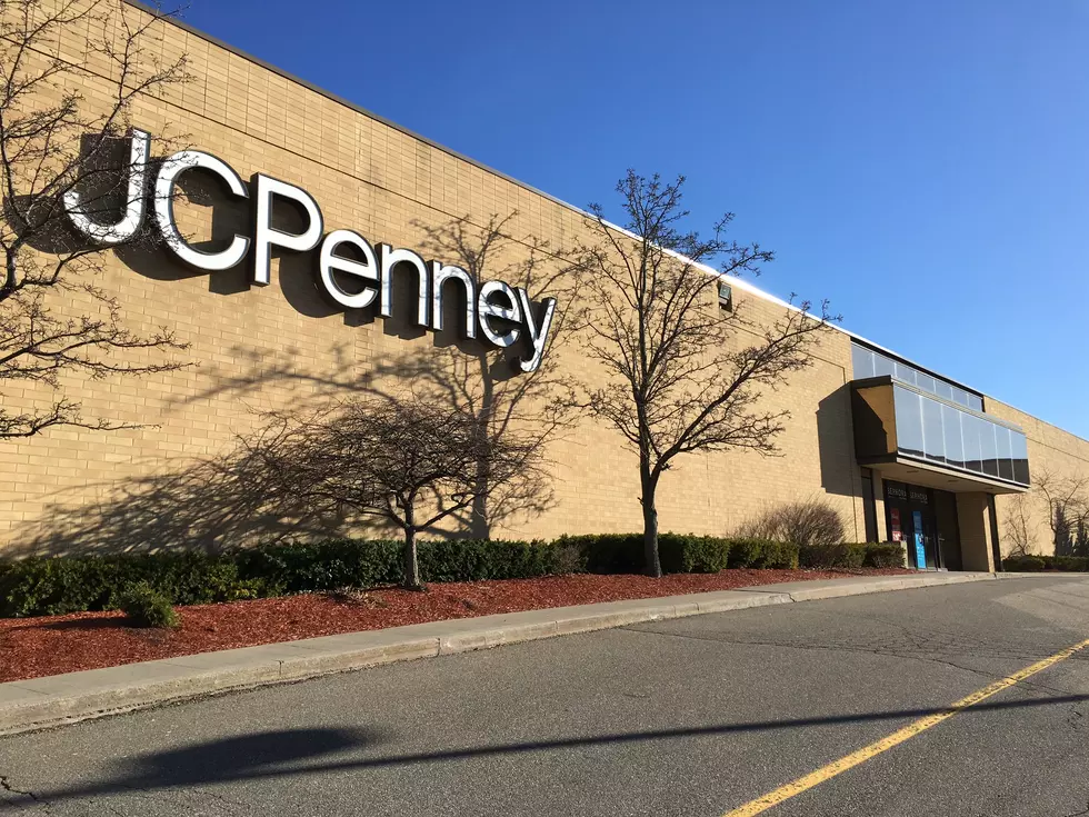 Shoppers Await News on Oakdale Mall Penney Store