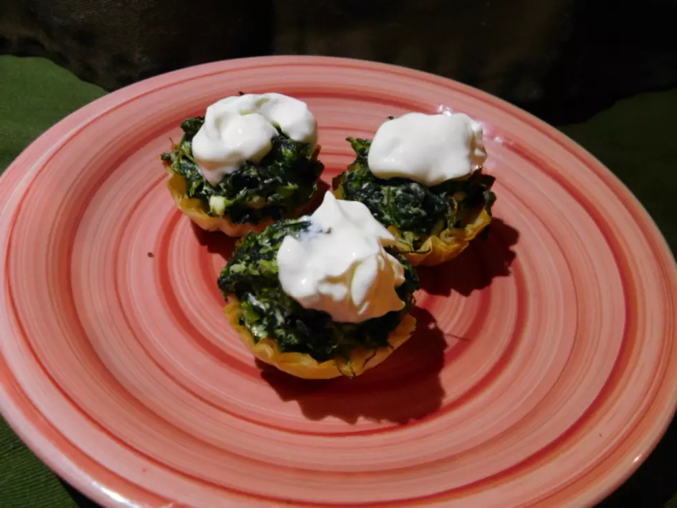 Foodie Friday Snack: Greek-Style Spinach Phyllo Cups