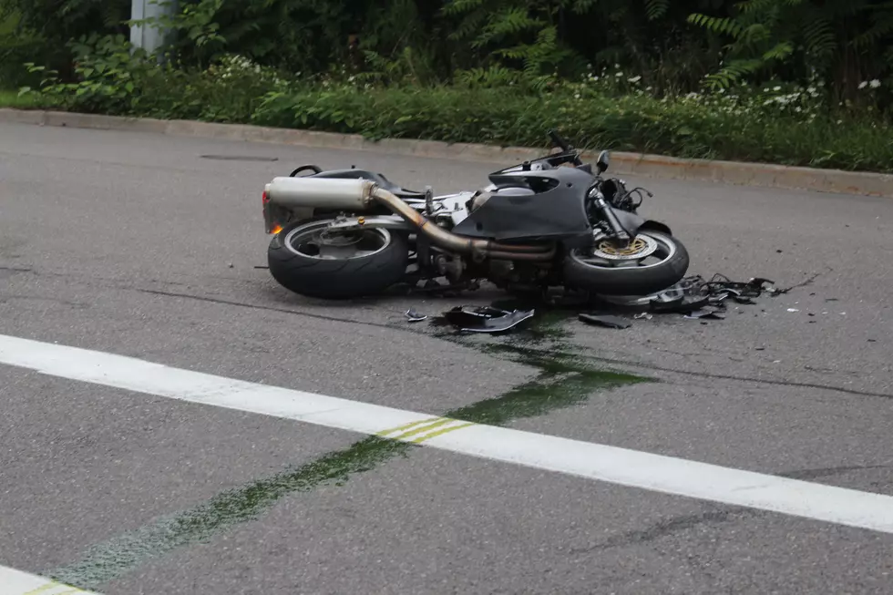 Motorcyclist Runs From Crash Scene