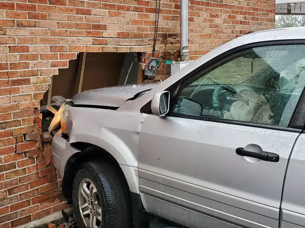 Car Slams into Abandoned Phone Store in Binghamton