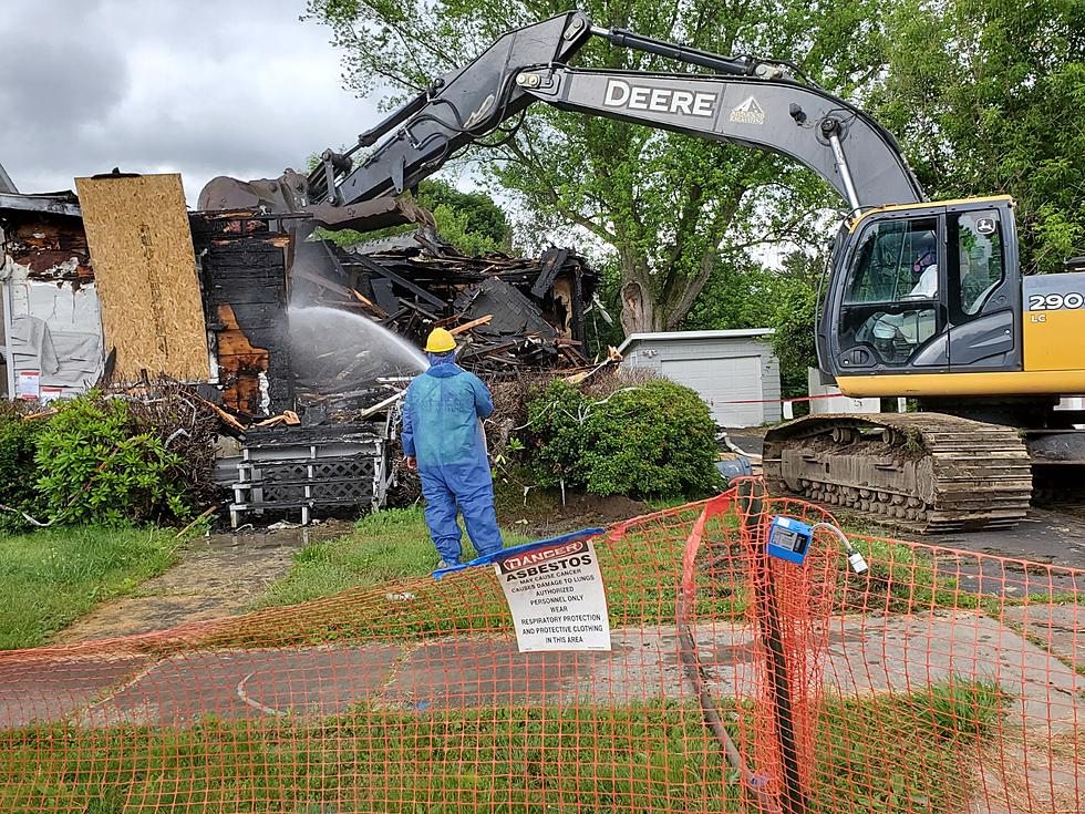 Endwell Neighbhorhood Celebrates Demolition