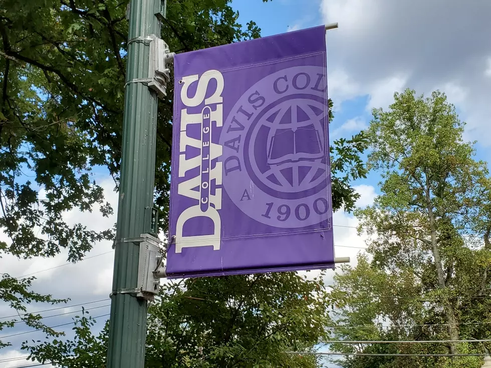 Weitsman Plans Basketball Academy at Davis College Site