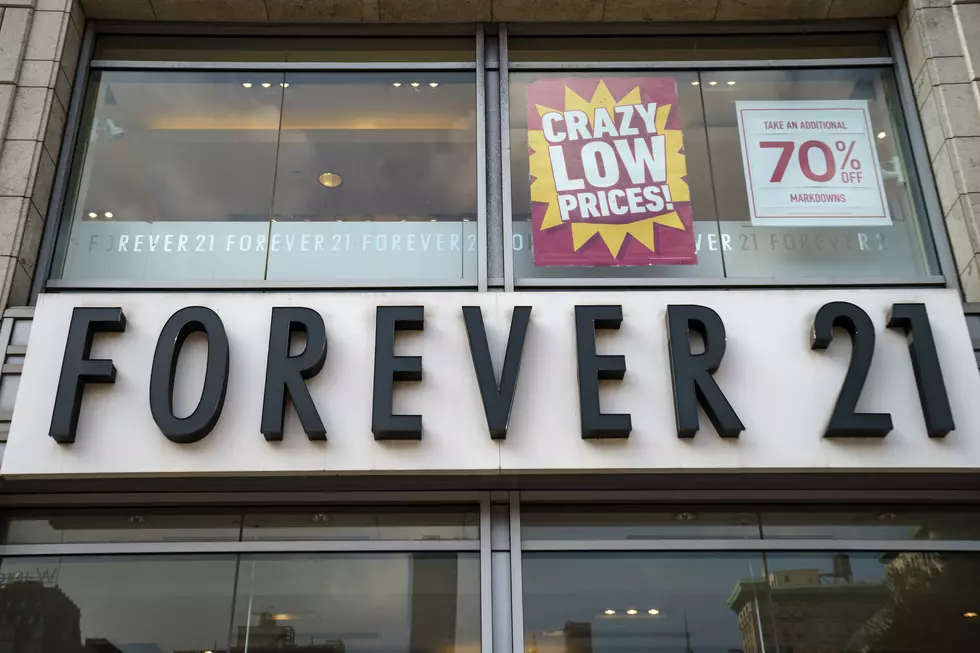Forever 21 Files Bankruptcy, Plans Hundreds of Store Closings