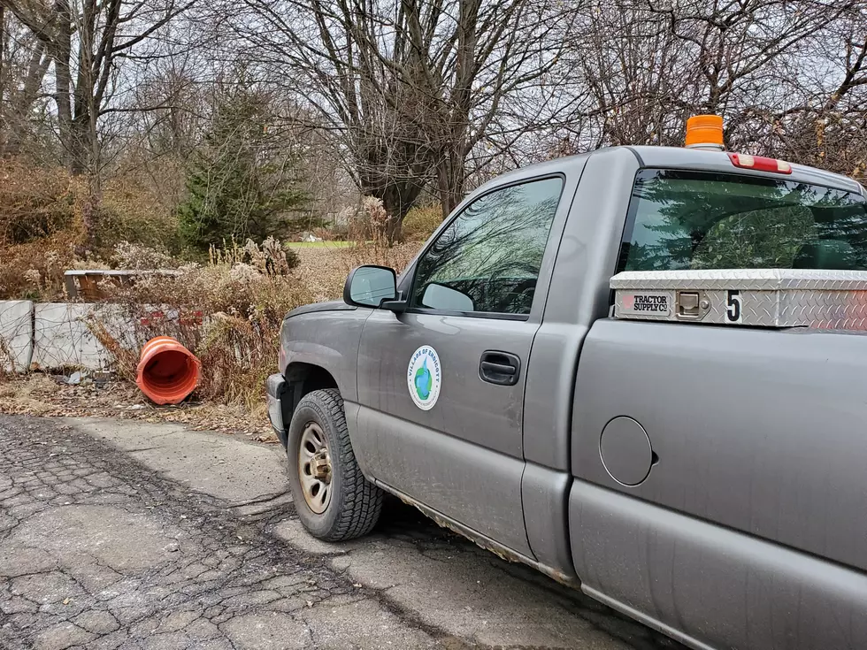 Thousands of Gallons of Sewage Leak from Broken Endwell Pipe