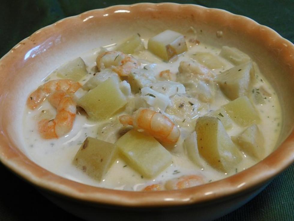 Foodie Friday Slow-Cooker Seafood Chowder