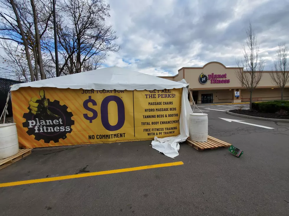 Planet Fitness is signing up members with an outdoor tent set up at the Price Chopper Plaza in Binghamton. (Photo: Bob Joseph/WNBF News)